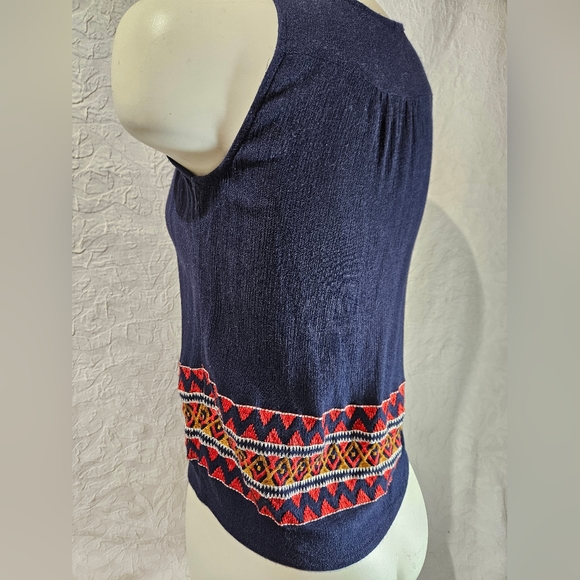Altard State Embroidered Sleeveless Top - Picture 3 of 10